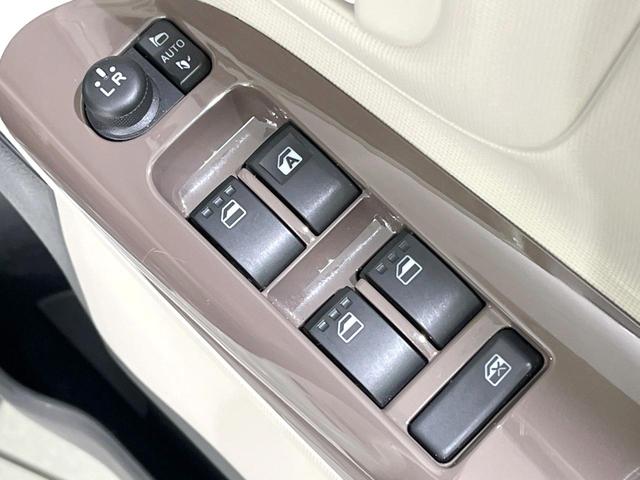 ムーヴキャンバス Ｘメイクアップリミテッド　ＳＡＩＩＩ　全周囲モニター　ＳＤナビ　両側電動スライドドア　ＥＴＣ　Ｂｌｕｅｔｏｏｔｈ　禁煙車　誤発進抑制機能　衝突回避支援ブレーキ　車線逸脱警報　オートハイビーム　ステアリングスイッチ　スマートキー（40枚目）