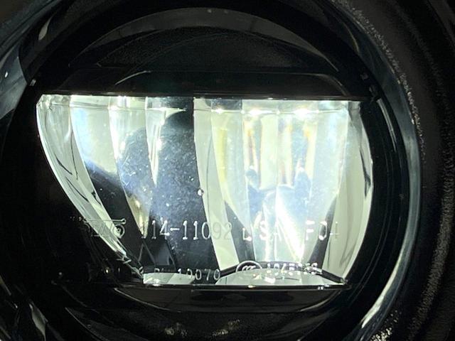 ムーヴキャンバス Ｘメイクアップリミテッド　ＳＡＩＩＩ　全周囲モニター　ＳＤナビ　両側電動スライドドア　ＥＴＣ　Ｂｌｕｅｔｏｏｔｈ　禁煙車　誤発進抑制機能　衝突回避支援ブレーキ　車線逸脱警報　オートハイビーム　ステアリングスイッチ　スマートキー（50枚目）