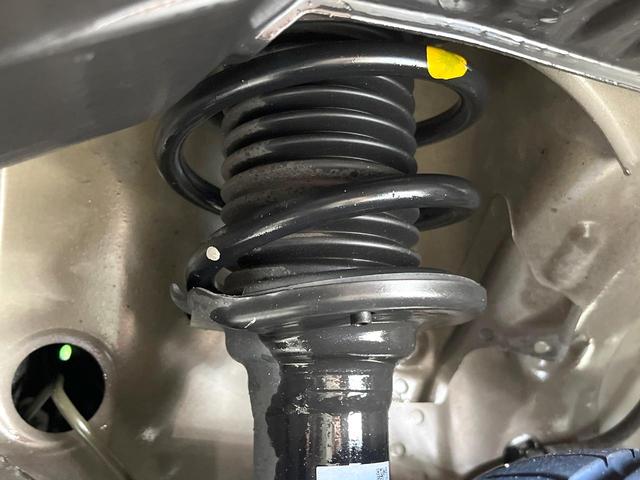 ワゴンＲ ハイブリッドＦＸ　禁煙車　ＳＤナビ　運転席シートヒーター　Ｂｌｕｅｔｏｏｔｈ　アイドリングストップ　横滑り防止システム　電動格納ミラー　キーレス　ＣＤ　地デジ　シートアンダーボックス　アームレスト　ベンチシート（20枚目）