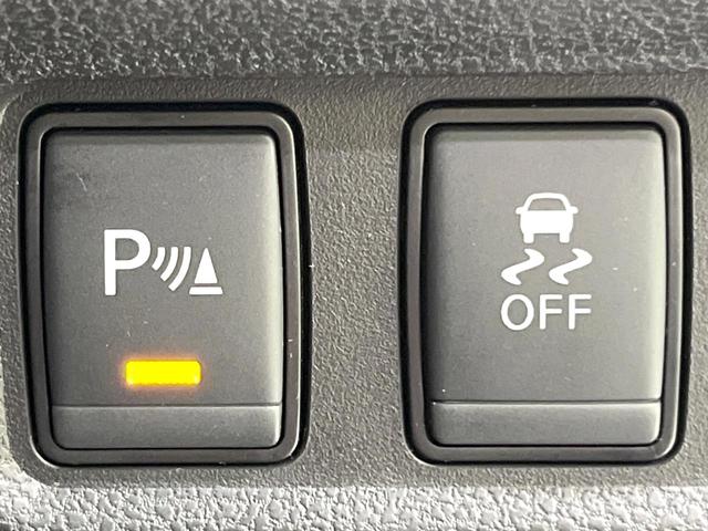 ノート X 禁煙車 衝突軽減 ドライブレコーダー スマートキー クリアランスソナー 純正14インチAW CD再生 フォグライト レーンアシスト オートライト アイドリングストップ 横滑り防止装置(6枚目)