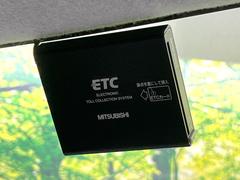 【ＥＴＣ】高速道路の料金所をストレスなく通過！話題のスポットやサービスエリアに多い「スマートIntercooler」利用時は必須のアイテムです。当店でセットアップを実施、ご納車当日からすぐにご利用いただけます！ 4