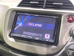 【ナビゲーション】使いやすいナビで目的地までしっかり案内してくれます。各種オーディオ再生機能も充実しており、お車の運転がさらに楽しくなります！！ 3