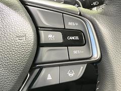 �ڥ����ץƥ��֥��롼������ȥ�����۹�®ƻϩ�Ǥ�Ĺ��Υ���Ԥ��ڤˡ�����ư��®�٤��ݤĥ��롼������ȥ����뤬�����ͷڸ������ƥ��Ϣ�Ȥ��������μ�ξ���Τ��Ƽִ֤��ݤĤ褦��®��Ĵ�ᤷ�Ƥ���ޤ����� 6