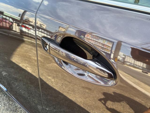 ＣＴ ＣＴ２００ｈ　バージョンＣ　サンルーフ　ＷＯＲＫ１７ｉｎｃｈホイール　　車高調　ＬＥＤヘッドライト　Ｂｌｕｅｔｏｏｔｈオーディオ　ＴＶ　バックカメラ　ＥＴＣ　プッシュスタート　エンジンスターター　純正バックフォグ　シートヒーター（17枚目）