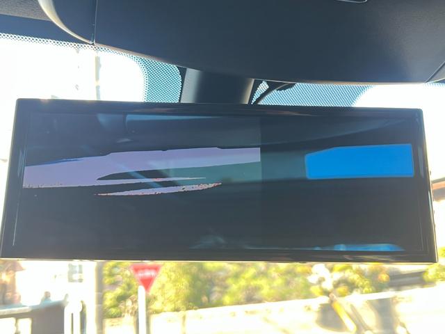 ジープ・グランドチェロキー ＳＲＴ　左Ｈ　新車並行　パノラマサンルーフ　カーボンインテリア　Ｂｒｅｎｂｏブレーキ　ＲＯＨＡＮＡ２２ｉｎｃｈ　パドルシフト　ローンチコントロール　ＢＬＵＥＴＯＯＴＨ　バック＆サイド＆アンダーカメラ　ＥＴＣ（61枚目）