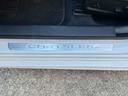 【スカッフプレート】-Chrysler-とロゴが入っており高級感があります☆細かな箇所にもこだわりがあります◎
