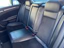 【リアシート】リアシートもフロント同様コンビレザーになっています、5名様までご乗車可能です!