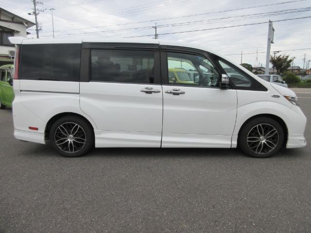 ステップワゴンスパーダ スパーダ・クールスピリット　Ｒモニター　フルエアロ　ＥＴＣ（4枚目）