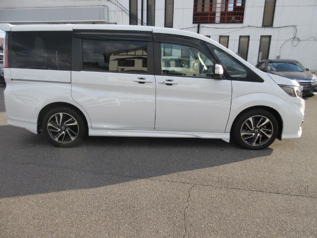 ステップワゴンスパーダ スパーダ・クールスピリット　ホンダセンシング　アルミホイール（4枚目）