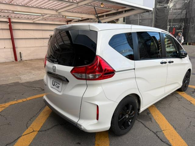 フリード+ Gブラックスタイル メモリーナビ ETC ドライブレコーダー(8枚目)