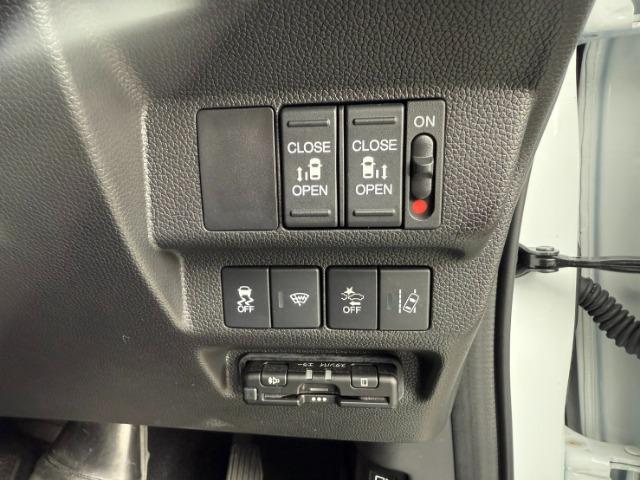 フリード+ Gブラックスタイル メモリーナビ ETC ドライブレコーダー(17枚目)