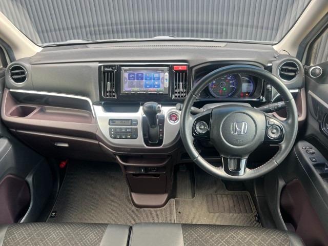 Ｎ－ＷＧＮカスタム Ｇ・Ａパッケージ　黒半革／ナビＴＶ／バックカメラ／ＨＩＤ／ＥＴＣ／衝突軽減ブレーキ／クルーズコントロール／スマートキー／ＤＶＤ再生／オートマチックハイビーム（2枚目）