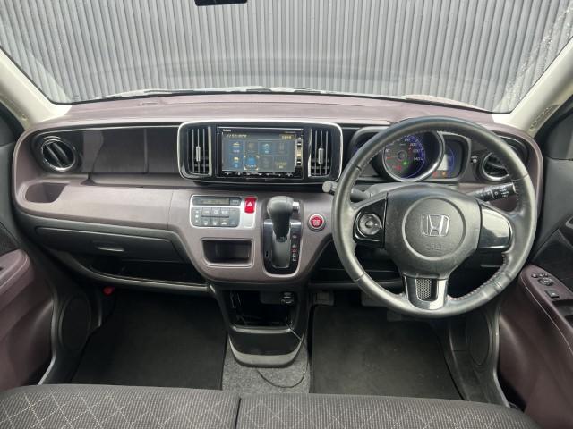 Ｎ－ＯＮＥ プレミアム・Ｌパッケージ　／禁煙／ナビＴＶ／バックカメラ／ＨＩＤ／ドライブレコーダー／ＥＴＣ／スマートキー／ＤＶＤ再生／イモビライザー／オートエアコン（2枚目）