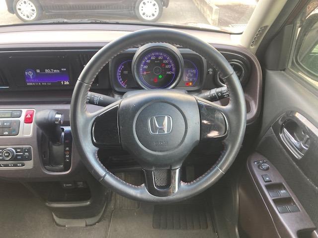 Ｎ－ＯＮＥ プレミアム・Ｌパッケージ　／純正ディスプレイオーディオ／バックカメラ／ＨＩＤ／スマートキー／イモビライザー／オートライト／オートエアコン／アイドリングストップ（12枚目）