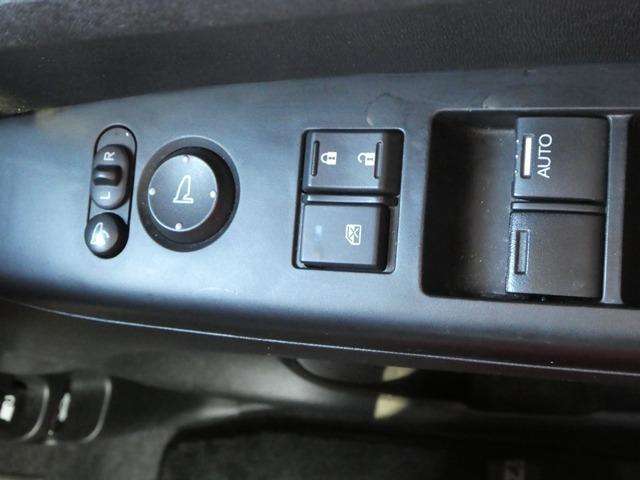 Ｎ－ＢＯＸ Ｇ・Ｌパッケージ　両側電動スライド／ナビＴＶ／Ｂｌｕｅｔｏｏｔｈ／バックカメラ／ＨＩＤ／ＥＴＣ／衝突軽減ブレーキ／スマートキー／プッシュスタート／オートライト（14枚目）