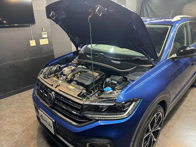 T-クロス TSI 1stプラス 車検整備付 1オナ 走行11800km comtec前後ドラレコ デジタルメータークラスター LEDヘッドライト アンビエントライト レーンキープアシスト パークソナー シティエマージェンシーブレーキ(36枚目)