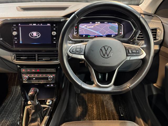 T-クロス TSI 1stプラス 車検整備付 1オナ 走行11800km comtec前後ドラレコ デジタルメータークラスター LEDヘッドライト アンビエントライト レーンキープアシスト パークソナー シティエマージェンシーブレーキ(44枚目)
