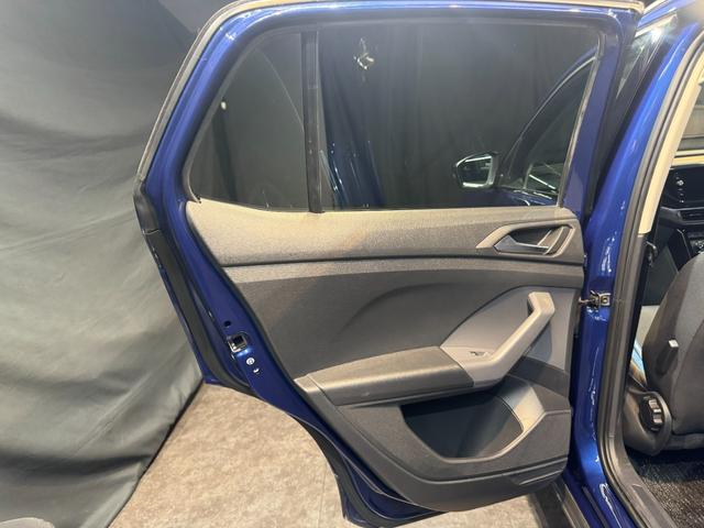 T-クロス TSI 1stプラス 車検整備付 1オナ 走行11800km comtec前後ドラレコ デジタルメータークラスター LEDヘッドライト アンビエントライト レーンキープアシスト パークソナー シティエマージェンシーブレーキ(77枚目)