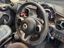 ステアリングも汚れやスリなく良い状態です。