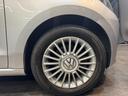 右フロント タイヤホイールの状態 ホイールにキズなくタイヤも溝タップリです。185/55R15