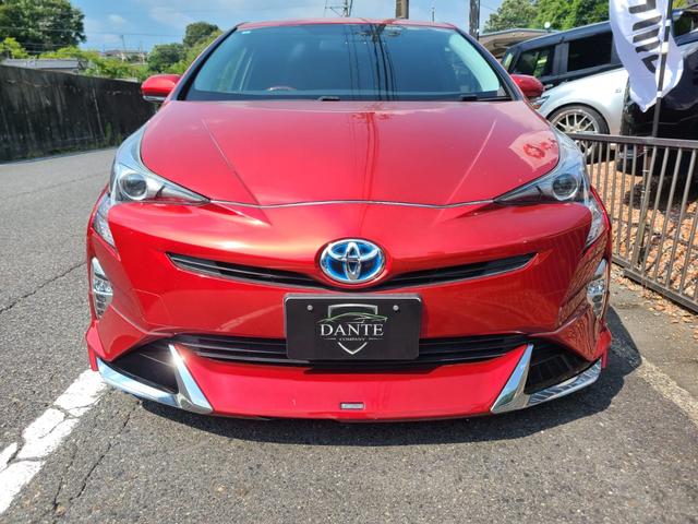 プリウス Ｓツーリングセレクション　モデリスタエアロパーツ、純正ナビ９インチ、ブラックレザーシートヒーター、ＷＯＲＫ２０インチアルミ、コンピハンドル、ビルトインＥＴＣ（5枚目）