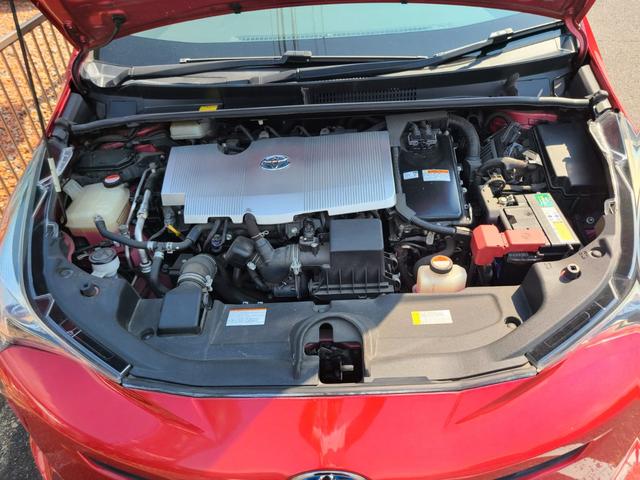 プリウス Ｓツーリングセレクション　モデリスタエアロパーツ、純正ナビ９インチ、ブラックレザーシートヒーター、ＷＯＲＫ２０インチアルミ、コンピハンドル、ビルトインＥＴＣ（22枚目）