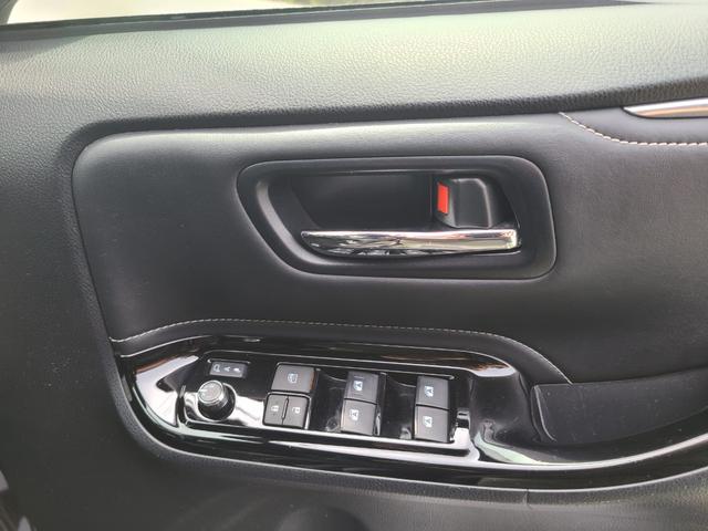 エスクァイア Ｇｉ　ナビ、フリップダウンモニター、エンジンスターター、両側パワードア、シートヒーター、Ｂカメラスマートキー２（17枚目）