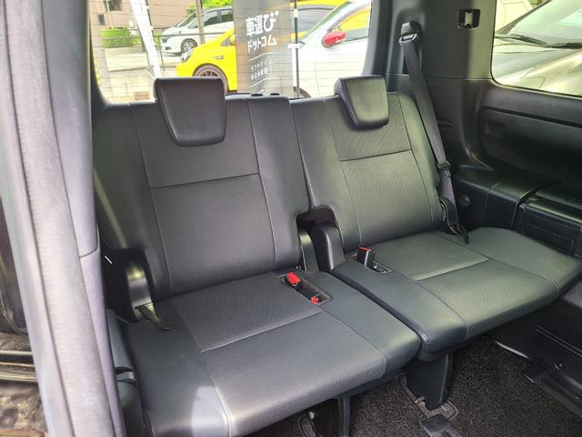 エスクァイア Ｇｉ　ナビ、フリップダウンモニター、エンジンスターター、両側パワードア、シートヒーター、Ｂカメラスマートキー２（21枚目）