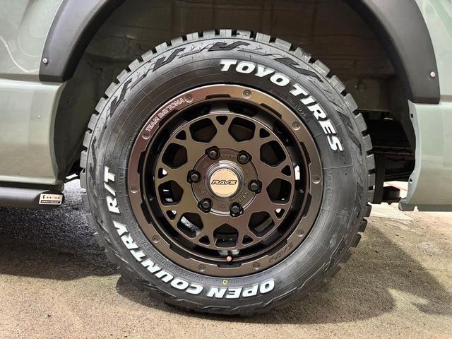 ハイエースバン ロングスーパーＧＬ　ガソリンエンジン／丸目キット／社外バンパー／オーバーフェンダー／アルパインナビ／木目調インパネ／ドラレコ／ＥＴＣ／社外テール（16枚目）