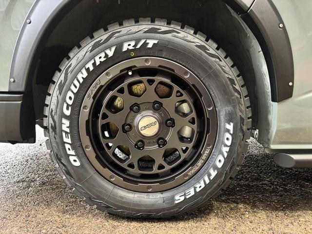 ハイエースバン ロングスーパーＧＬ　ガソリンエンジン／丸目キット／社外バンパー／オーバーフェンダー／アルパインナビ／木目調インパネ／ドラレコ／ＥＴＣ／社外テール（17枚目）