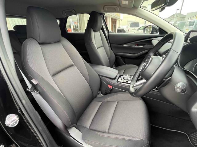 ＣＸ－３０ ２０Ｓ　ブラックトーンエディション　ワンオーナー　４ＷＤ　アップルカープレイ　全方位カメラ　ＣＤ／ＤＶＤプレーヤー　レーダークルーズコントロール　ＨＵＤ　前後ドラレコ　純正１８インチＡＷ　ＬＥＤヘッドライト　パワーバックドア　ナビＴＶ（26枚目）
