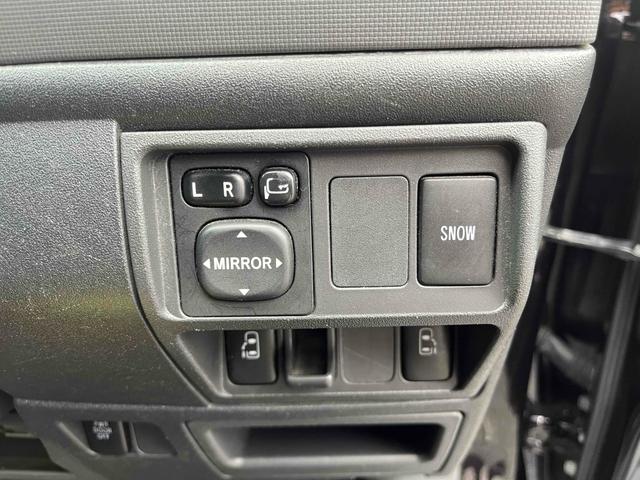 シエンタ DICEリミテッド ETC バックカメラ ナビ TV 両側電動スライドドア HID 電動格納ミラー 3列シート CVT CD DVD再生 Bluetooth 衝突安全ボディ ABS エアコン パワーステアリング(20枚目)