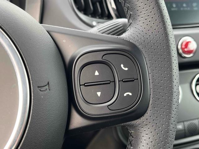 アバルト595 ワンオーナー 5MT 左ハンドル 電動オープン 前後ドラレコ アップルカープレイ Bluetooth ETC 17インチAW オートライト beatsサウンドシステム USBポート(23枚目)