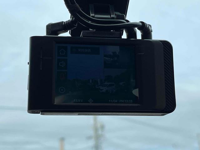 アバルト595 ワンオーナー 5MT 左ハンドル 電動オープン 前後ドラレコ アップルカープレイ Bluetooth ETC 17インチAW オートライト beatsサウンドシステム USBポート(32枚目)