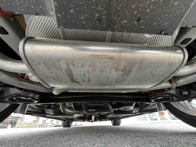 アバルト595 ワンオーナー 5MT 左ハンドル 電動オープン 前後ドラレコ アップルカープレイ Bluetooth ETC 17インチAW オートライト beatsサウンドシステム USBポート(56枚目)