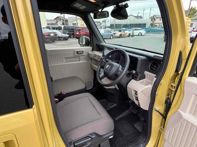 Ｎ－ＶＡＮ ｅ： 　純正８型ナビ　フルセグＴＶ　アダプティブクルーズコントロール　ＥＴＣ　Ｂカメラ　Ｂｌｕｅｔｏｏｔｈ　ＬＥＤヘッドライト　急速充電ポート　両側スライドドア　フラットシート　シートヒーター　オートライト（17枚目）