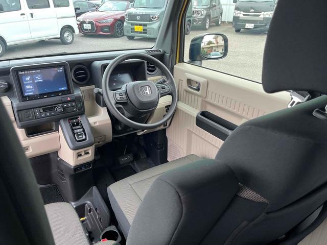 Ｎ－ＶＡＮ ｅ： 　純正８型ナビ　フルセグＴＶ　アダプティブクルーズコントロール　ＥＴＣ　Ｂカメラ　Ｂｌｕｅｔｏｏｔｈ　ＬＥＤヘッドライト　急速充電ポート　両側スライドドア　フラットシート　シートヒーター　オートライト（41枚目）