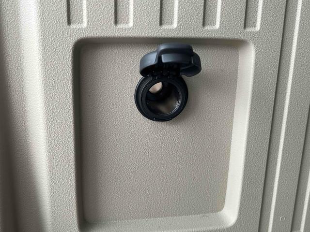 Ｎ－ＶＡＮ ｅ： 　純正８型ナビ　フルセグＴＶ　アダプティブクルーズコントロール　ＥＴＣ　Ｂカメラ　Ｂｌｕｅｔｏｏｔｈ　ＬＥＤヘッドライト　急速充電ポート　両側スライドドア　フラットシート　シートヒーター　オートライト（51枚目）