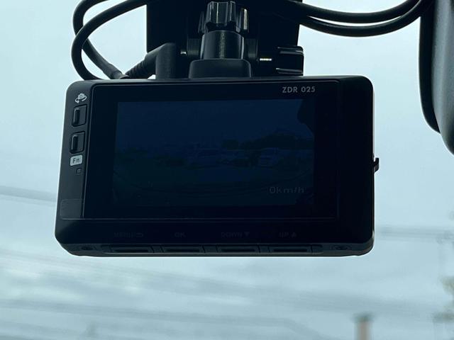 シエンタ Ｇ　セーフティーエディション　パノラミックビューカメラ　ＥＴＣ　前後ドラレコ　ＬＥＤヘッドライト　両側電動スライドドア　ナビ　フルセグＴＶ　ＣＤ／ＤＶＤ再生　シートヒーター　ＵＳＢポート　ステアリングヒーター　スマートキー（28枚目）