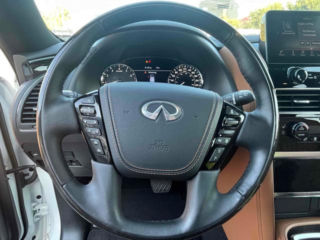 QX80 プロアクティブ 4WD 左ハンドル 純正22インチAW サンルーフ LEDヘッドライト ディスプレイオーディオ カープレイ パワーシート 全方位カメラ ステアリングヒーター パワーバックドア BOSEサウンド ETC(7枚目)