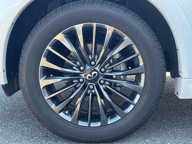 QX80 プロアクティブ 4WD 左ハンドル 純正22インチAW サンルーフ LEDヘッドライト ディスプレイオーディオ カープレイ パワーシート 全方位カメラ ステアリングヒーター パワーバックドア BOSEサウンド ETC(18枚目)