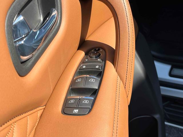 QX80 プロアクティブ 4WD 左ハンドル 純正22インチAW サンルーフ LEDヘッドライト ディスプレイオーディオ カープレイ パワーシート 全方位カメラ ステアリングヒーター パワーバックドア BOSEサウンド ETC(25枚目)