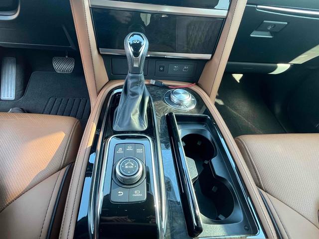 QX80 プロアクティブ 4WD 左ハンドル 純正22インチAW サンルーフ LEDヘッドライト ディスプレイオーディオ カープレイ パワーシート 全方位カメラ ステアリングヒーター パワーバックドア BOSEサウンド ETC(44枚目)