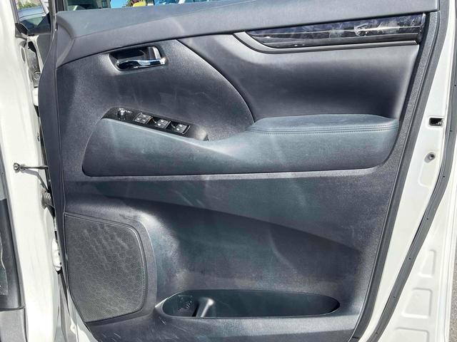 ヴェルファイア ２．５Ｚ　二眼ＬＥＤヘッドライト　ＡＬＰＩＮＥナビ　ＡＬＰＩＮＥ後席モニター　Ｂカメラ　フルセグＴＶ　クルーズコントロール　ＥＴＣ　純正１８インチＡＷ　ドライブレコーダー　ＣＤ／ＤＶＤ再生　両側電動スライドドア（21枚目）