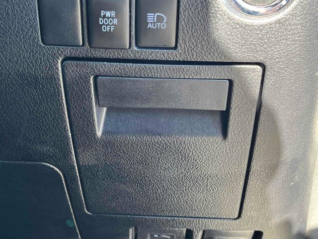 ヴェルファイア ２．５Ｚ　二眼ＬＥＤヘッドライト　ＡＬＰＩＮＥナビ　ＡＬＰＩＮＥ後席モニター　Ｂカメラ　フルセグＴＶ　クルーズコントロール　ＥＴＣ　純正１８インチＡＷ　ドライブレコーダー　ＣＤ／ＤＶＤ再生　両側電動スライドドア（24枚目）