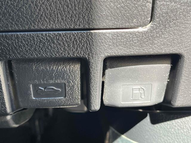 ヴェルファイア ２．５Ｚ　二眼ＬＥＤヘッドライト　ＡＬＰＩＮＥナビ　ＡＬＰＩＮＥ後席モニター　Ｂカメラ　フルセグＴＶ　クルーズコントロール　ＥＴＣ　純正１８インチＡＷ　ドライブレコーダー　ＣＤ／ＤＶＤ再生　両側電動スライドドア（26枚目）