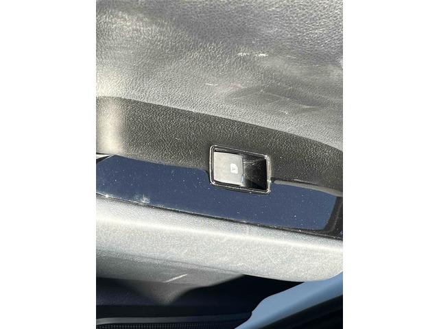 ヴェルファイア ２．５Ｚ　二眼ＬＥＤヘッドライト　ＡＬＰＩＮＥナビ　ＡＬＰＩＮＥ後席モニター　Ｂカメラ　フルセグＴＶ　クルーズコントロール　ＥＴＣ　純正１８インチＡＷ　ドライブレコーダー　ＣＤ／ＤＶＤ再生　両側電動スライドドア（42枚目）