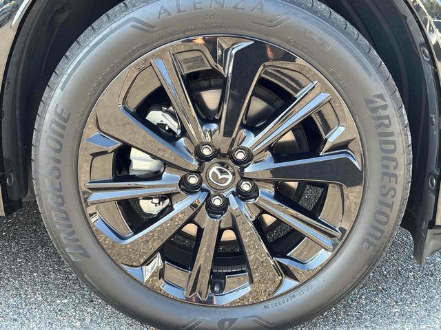 ＣＸ－６０ ＸＤ－ハイブリッド　エクスクルーシブスポーツ　４ＷＤ　パノラマサンルーフ　純正２０インチＡＷ　レーダークルーズコントロール　全方位カメラ　ＥＴＣ　ナビ　ＴＶ　Ｂｌｕｅｔｏｏｔｈ　アップルカープレイ　ワイヤレス充電　シートヒーター　１００Ｖ電源（14枚目）