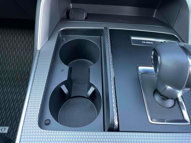 ＣＸ－６０ ＸＤ－ハイブリッド　エクスクルーシブスポーツ　４ＷＤ　パノラマサンルーフ　純正２０インチＡＷ　レーダークルーズコントロール　全方位カメラ　ＥＴＣ　ナビ　ＴＶ　Ｂｌｕｅｔｏｏｔｈ　アップルカープレイ　ワイヤレス充電　シートヒーター　１００Ｖ電源（36枚目）