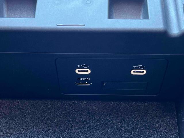 ＣＸ－６０ ＸＤ－ハイブリッド　エクスクルーシブスポーツ　４ＷＤ　パノラマサンルーフ　純正２０インチＡＷ　レーダークルーズコントロール　全方位カメラ　ＥＴＣ　ナビ　ＴＶ　Ｂｌｕｅｔｏｏｔｈ　アップルカープレイ　ワイヤレス充電　シートヒーター　１００Ｖ電源（39枚目）